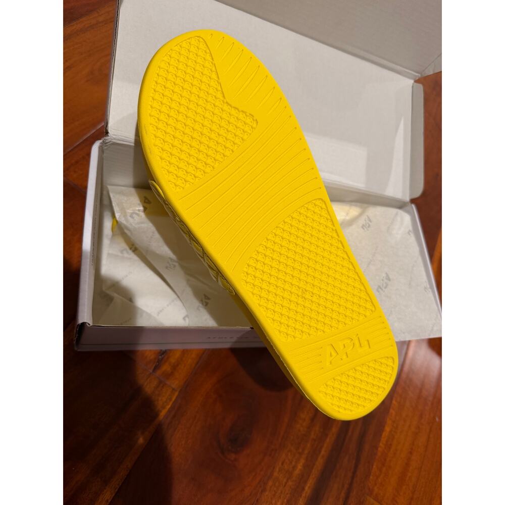 New men’s APL Lusso leather slides sandals racing yellow size 10 - Picture 6 of 7